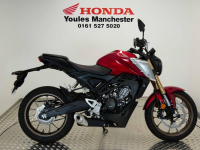 Honda CB125R (23MY) Colour:-  Candy Chromosphere Red   R381 (Red    R381)